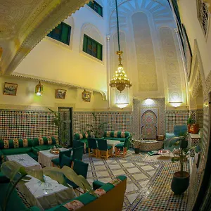 4* Riyad Yamna